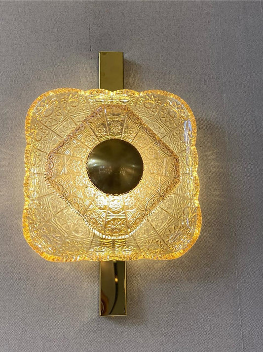 Vintage Luxe Crystal Wall Sconce